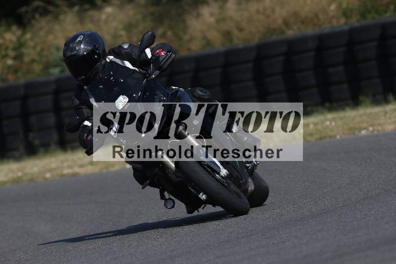 Archiv-2023/28 05.06.2023 Moto Club Anneau du Rhin/blanc-novice/37